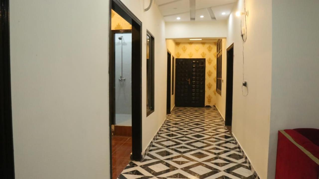 Hotel De Smart Multan Ngoại thất bức ảnh