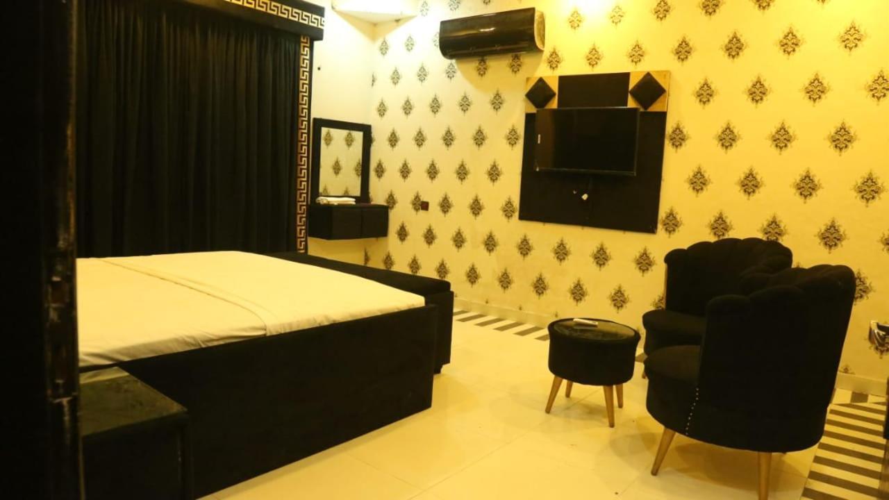 Hotel De Smart Multan Ngoại thất bức ảnh