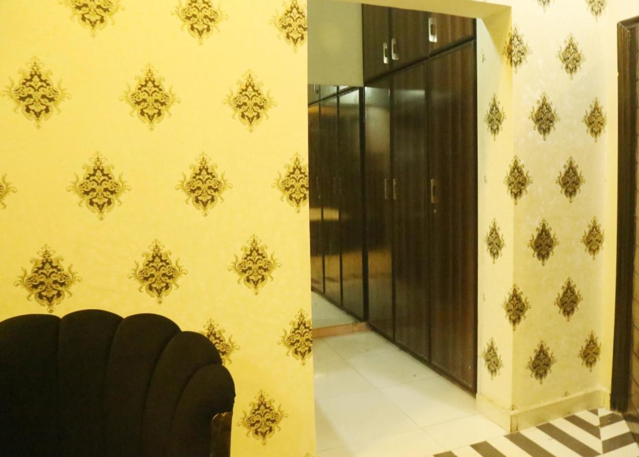 Hotel De Smart Multan Ngoại thất bức ảnh