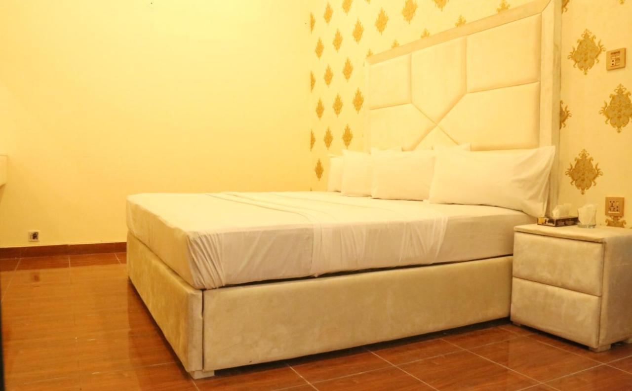 Hotel De Smart Multan Ngoại thất bức ảnh