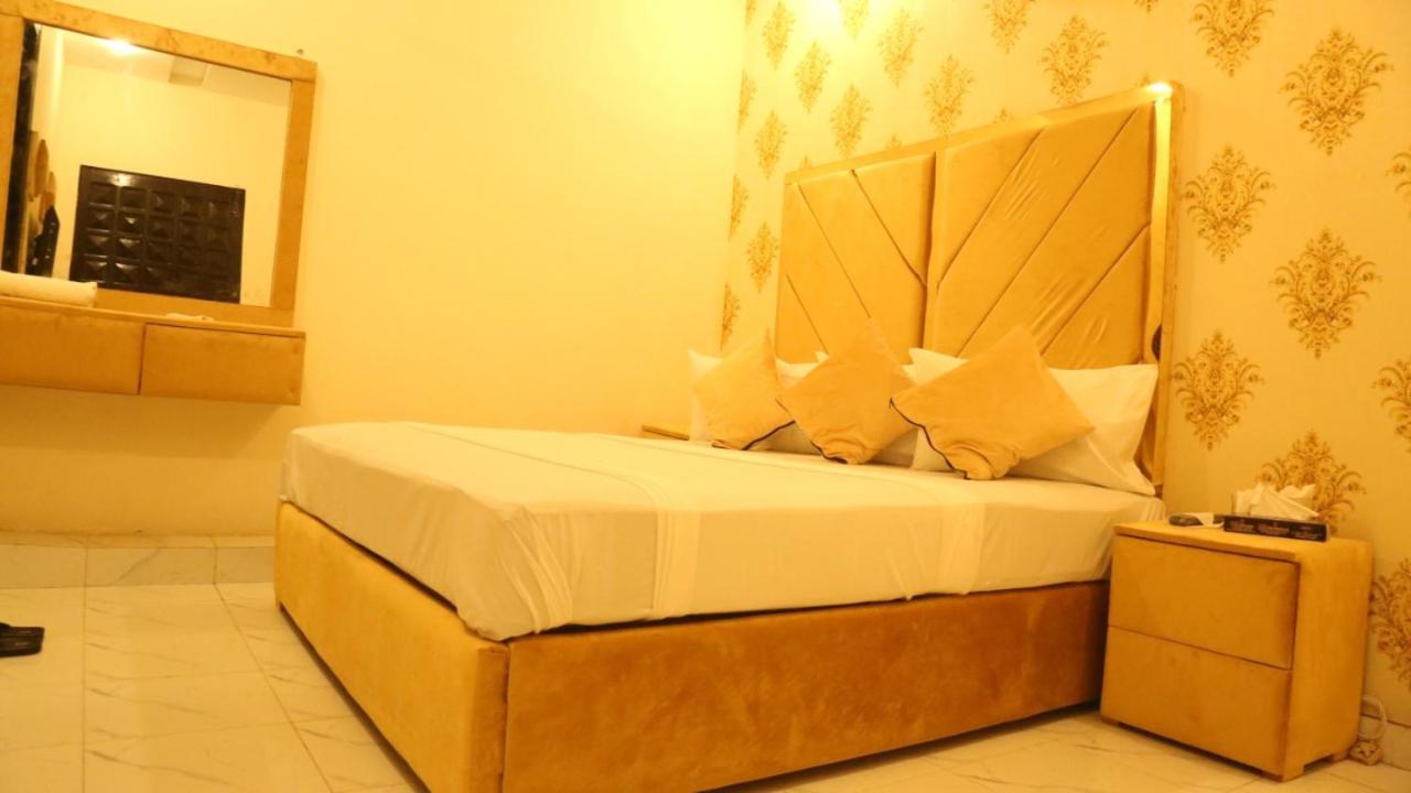 Hotel De Smart Multan Ngoại thất bức ảnh