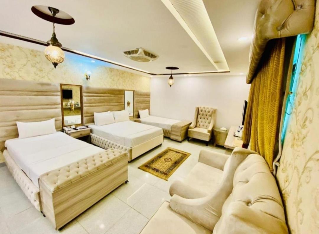 Hotel De Smart Multan Ngoại thất bức ảnh